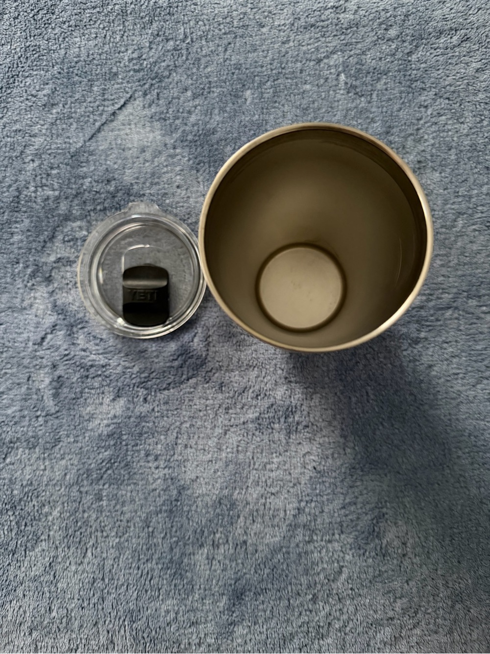 YETI Rambler 20 oz Stackable Cup in Sandstone - Picture 5 of 6